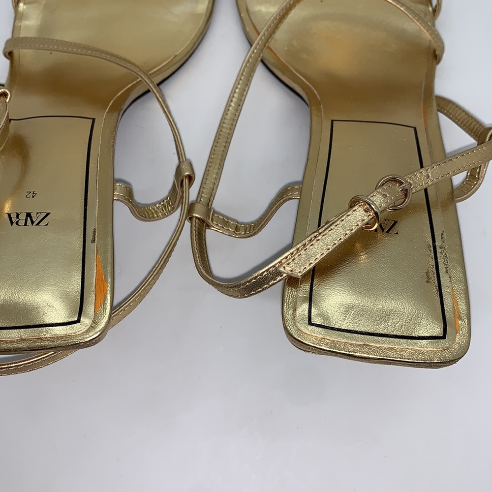 Zara Strap Sandals Gold 42 Kitten Heel Sandals Slip On Square Toe Wedding Prom - Picture 12 of 13